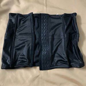 Black waist trainer